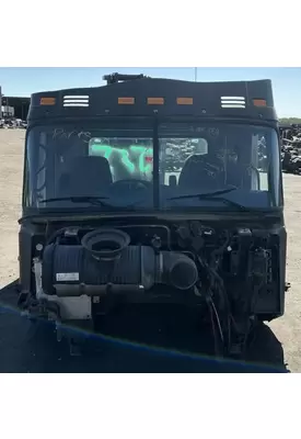 MACK CXU612 Cab Assembly