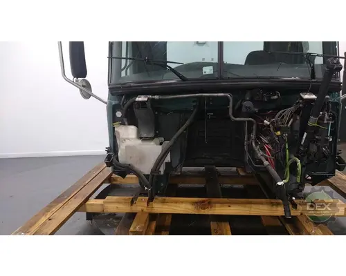 MACK CXU612 Cab