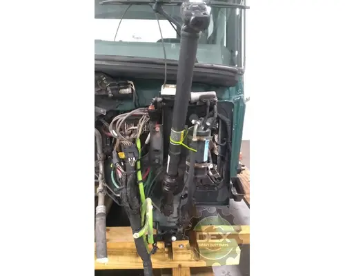 MACK CXU612 Cab
