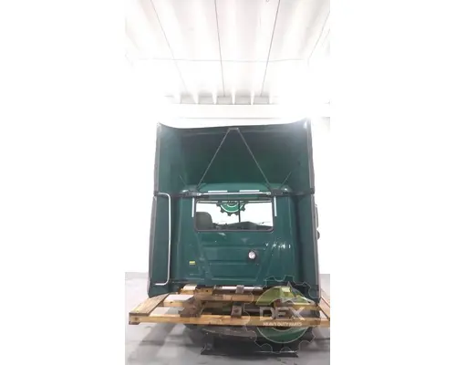 MACK CXU612 Cab