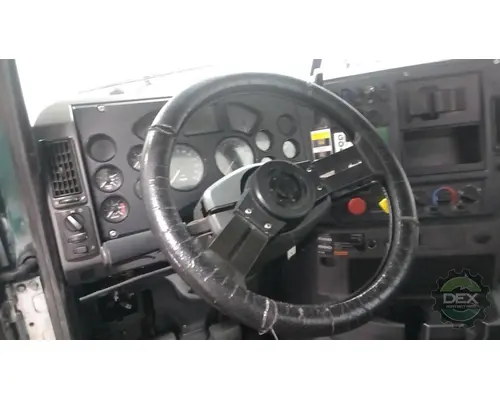 MACK CXU612 Cab