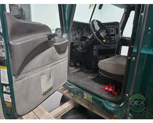 MACK CXU612 Cab