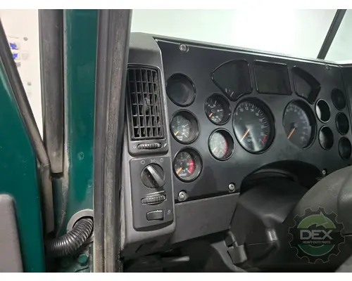 MACK CXU612 Cab