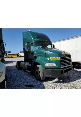 MACK CXU612 Complete Vehicle