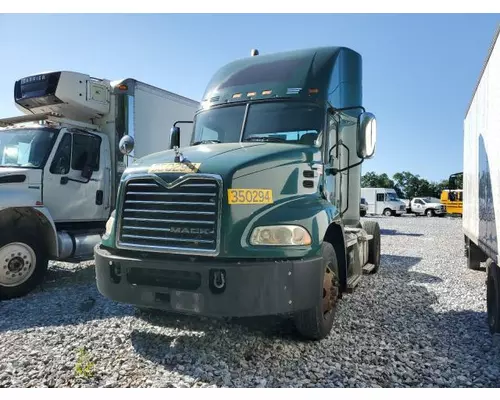 MACK CXU612 Complete Vehicle