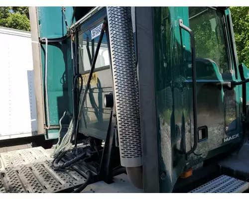 MACK CXU612 Complete Vehicle