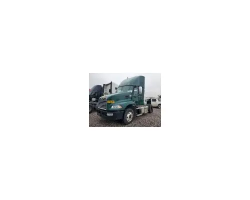 MACK CXU612 Complete Vehicle