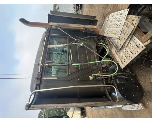 MACK CXU612 Complete Vehicle