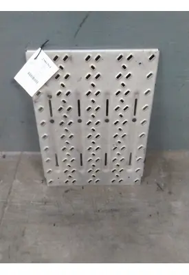 MACK CXU612 DECK (CATWALK) STEP