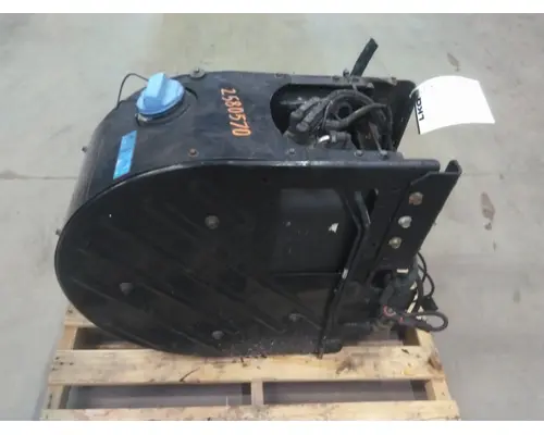 MACK CXU612 DEF TANK