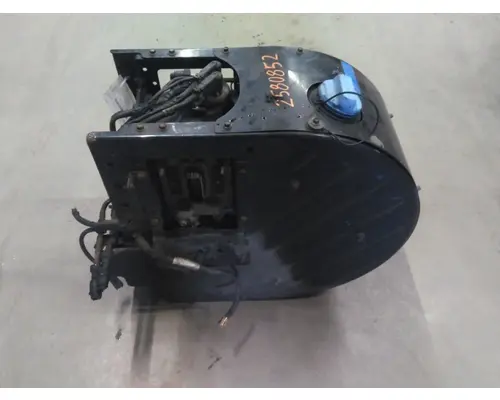 MACK CXU612 DEF TANK