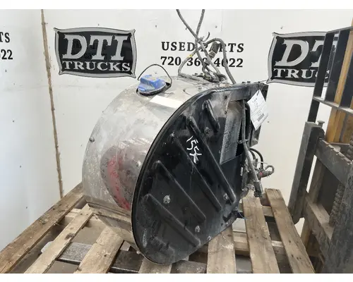 MACK CXU612 DEF Tank