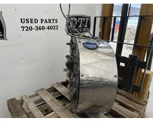 MACK CXU612 DEF Tank