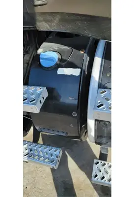 MACK CXU612 DEF Tank