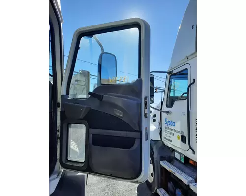 MACK CXU612 DOOR ASSEMBLY, FRONT