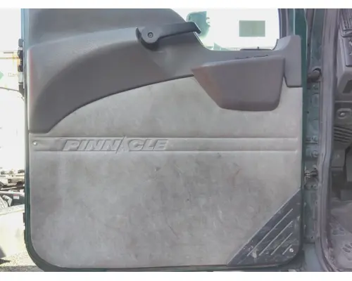 MACK CXU612 DOOR INTERIOR PANEL