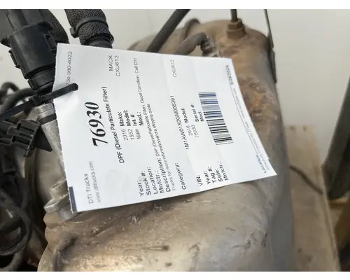 MACK CXU612 DPF (Diesel Particulate Filter)