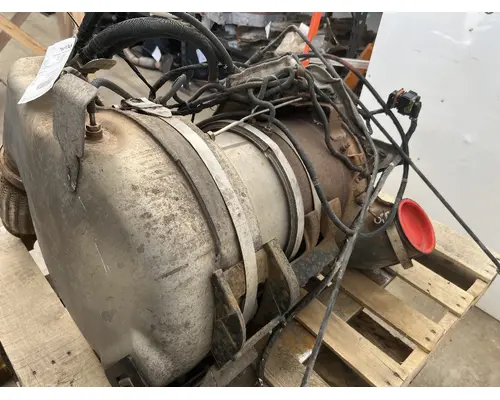 MACK CXU612 DPF (Diesel Particulate Filter)