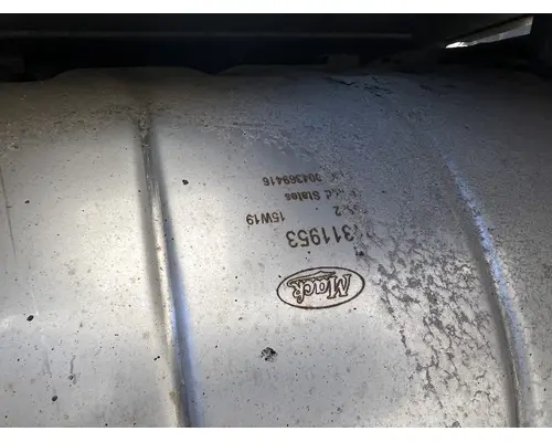 MACK CXU612 DPF (Diesel Particulate Filter)