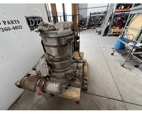 MACK CXU612 DPF (Diesel Particulate Filter)