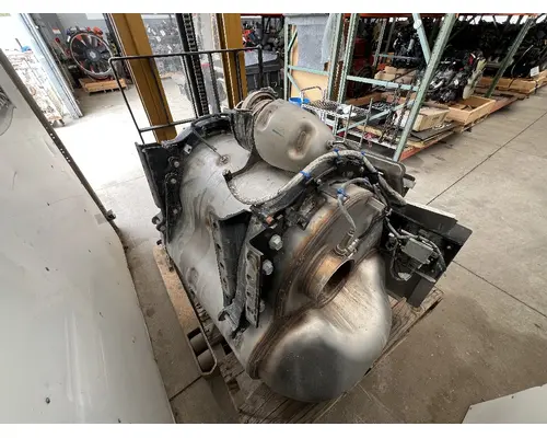 MACK CXU612 DPF (Diesel Particulate Filter)