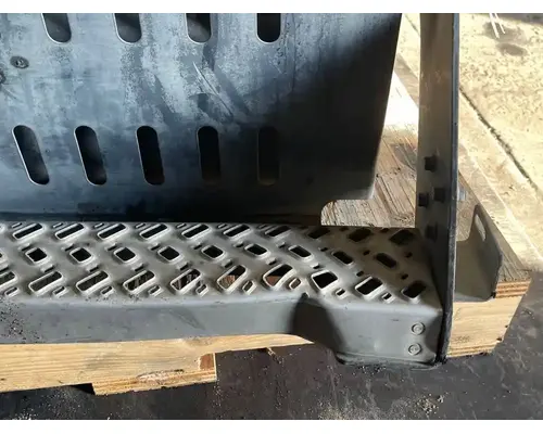 MACK CXU612 DPF (Diesel Particulate Filter)