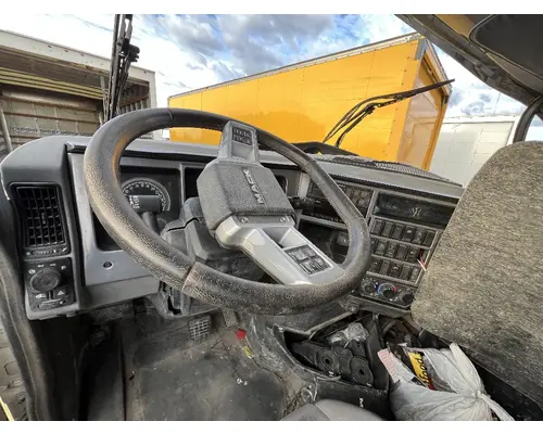 MACK CXU612 Dash Assembly