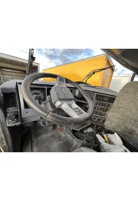 MACK CXU612 Dash Assembly