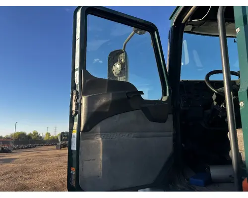 MACK CXU612 Door Assembly, Front