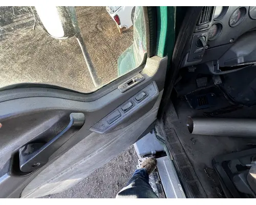 MACK CXU612 Door Assembly, Front