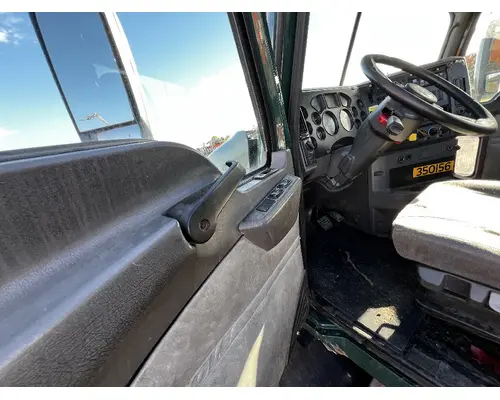 MACK CXU612 Door Assembly, Front