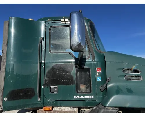 MACK CXU612 Door Assembly, Front