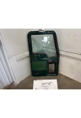 MACK CXU612 Door Assembly, Front