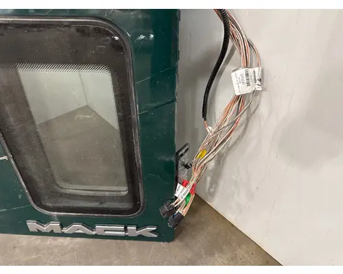 MACK CXU612 Door Assembly, Front