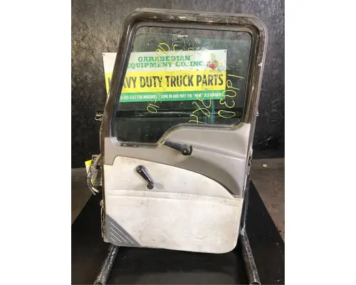 MACK CXU612 Door Assembly, Front