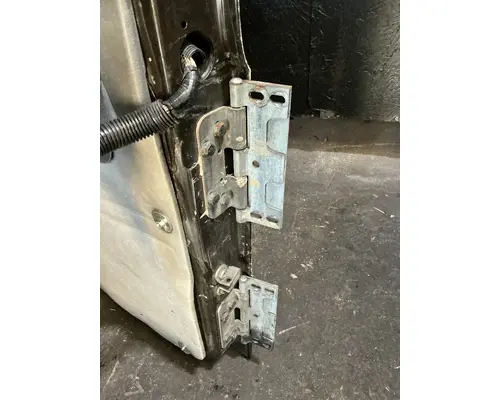 MACK CXU612 Door Assembly, Front