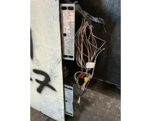 MACK CXU612 Door Assembly, Front