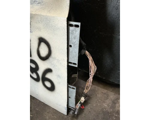 MACK CXU612 Door Assembly, Front