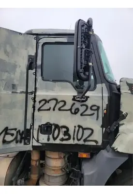 MACK CXU612 Door Assembly, Front