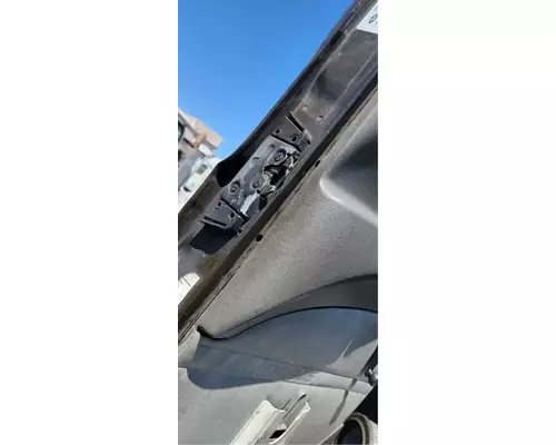 MACK CXU612 Door Assembly, Front