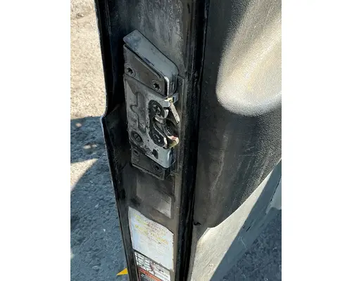 MACK CXU612 Door Assembly, Front