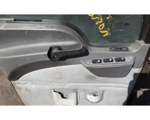 MACK CXU612 Door Assembly, Front