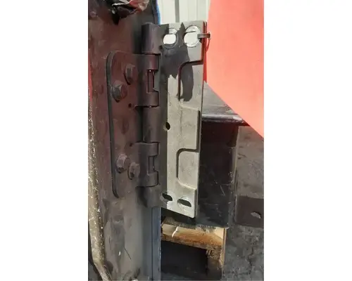 MACK CXU612 Door Assembly, Front