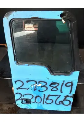 MACK CXU612 Door Assembly, Front