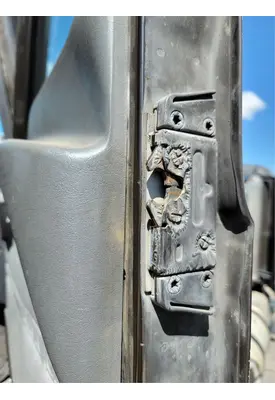 MACK CXU612 Door Assembly, Front