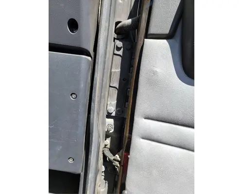 MACK CXU612 Door Assembly, Front