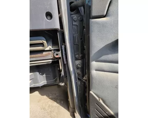 MACK CXU612 Door Assembly, Front