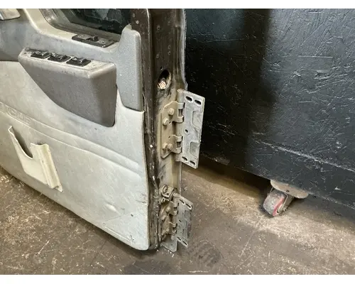 MACK CXU612 Door Assembly, Front