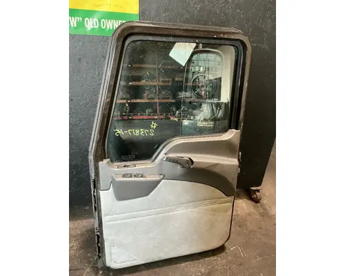 MACK CXU612 Door Assembly, Front