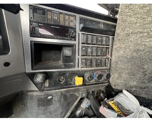 MACK CXU612 ECM (HVAC)